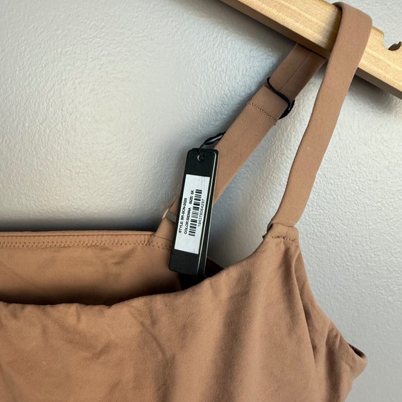 SKIMS Sienna Bra Top 3X Square‎ Neck Wireless Comfortable Everyday Lounge Sports - Picture 3 of 6